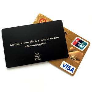HF <span class=keywords><strong>UHF</strong></span> E-field RFID Blocage de carte <span class=keywords><strong>Brouilleur</strong></span> de signal Blindage PVC Carte de crédit Carte NFC Blocker pour la sécurité des paiements - Product Image 4