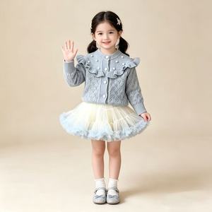 Completo Primaverile a Due Pezzi per Bambine: Cardigan in Maglia con Volant e Gonna Tutu a Strati - Product Image 4