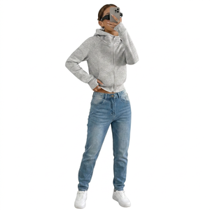 Veste polaire zippée à capuche grise pour femme, manches longues, style minimaliste, coupe-vent, poches avant, idéale pour l'automne, la gym et les trajets quotidiens, Bangladesh - Product Image 6