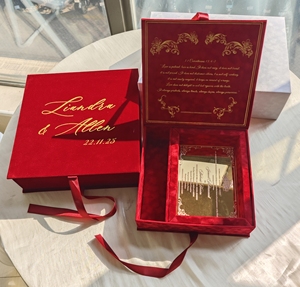 Scatole di Lusso su Misura in Velluto Premium per Confezioni Regalo Natalizie, Omaggi Aziendali, <span class=keywords><strong>Bomboniere</strong></span> per Matrimoni e Feste di Compleanno - Product Image 3