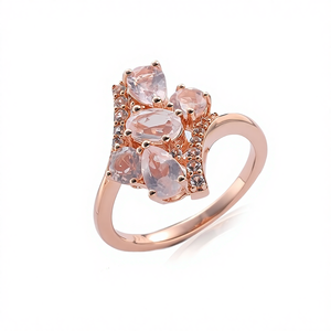 Bague vintage de la série Counterattack en quartz rose naturel incrusté de jade et saphir blanc synthétique - Product Image 1