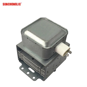 Sunchonglic <span class=keywords><strong>Four</strong></span> à <span class=keywords><strong>micro</strong></span>-ondes magnétron de haute qualité 900W <span class=keywords><strong>Four</strong></span> à <span class=keywords><strong>micro</strong></span>-ondes magnétron 6 feuilles 6 trous à bas prix - Product Image 1