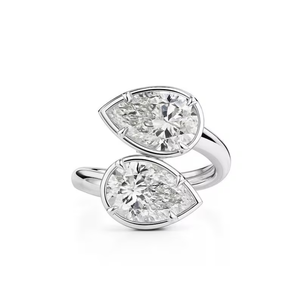 Anillo de compromiso Toi et Moi de lujo con diamantes cultivados en laboratorio, dos piedras de corte pera, ajustable, joyería de promesa. - Product Image 1