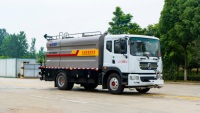 Pulvérisateur de pâte de ciment avec système de nettoyage intégré, moteur diesel, transmission 4x2, zone de pulvérisation de 8 à 12 m pour l'entretien routier et l'exportation mondiale