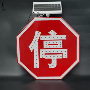 Señales de Tráfico Solares Personalizadas en Árabe con Luces Intermitentes, Tamaño 600 mm, Señal de Advertencia de Tráfico Solar LED Hexagonal - Product Image 1