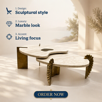 Tables de salon au design luxueux, ensemble de tables basses en marbre irrégulier avec pieds en métal sculpté bronze antique pour villa