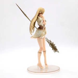 Figurine PVC 1/7 de Mage Féminin Elfe Blanc Tenant un Écusson, Série Cute Things Museum Trading Lineage 2 - Product Image 4