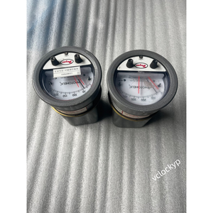 Nouveau pressostat/manomètre Photohelic série A3000 en boîte ouverte, d'occasion - Product Image 1