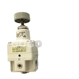 SMC type precision pressure regulator IR2020-02BG regulator with pressure gauge and bracket munal control 0.01-0.8Mpa
