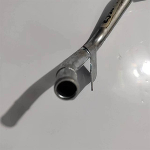Pieza del sistema de refrigeración de tubería de agua de hierro Z]20-15-280B para el ensamblaje del motor de automóviles SUZUKI CHANGAN - Product Image 2