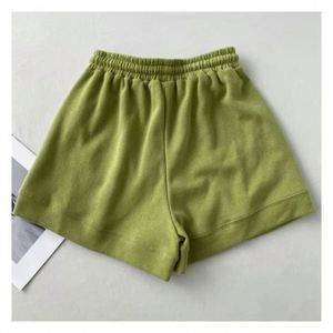 I-0633 En gros Shorts de sport décontractés pour femmes, taille haute, coupe ajustée, nouvelle version coréenne, coupe ample à jambe large, avec cordon de serrage, tendance - Product Image 4