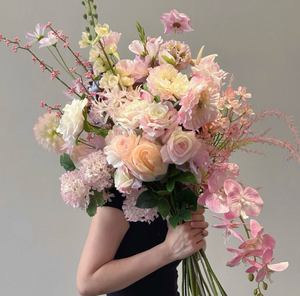 手工粉色人造丝花婚礼大厅装饰粉色背景路导布置批发 - Product Image 1