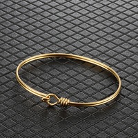 Bracelets de manchette extensibles en métal simple avec fil ouvrable en acier inoxydable Minimalist