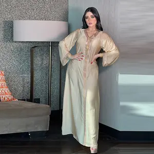 Hete Verkoop Nieuw Product Dubai Arabia Lange Abaya Moslim Fluwelen Jurk Vrouwen Moslim Kleding Islamitische Kleding Turkse Jalabiya