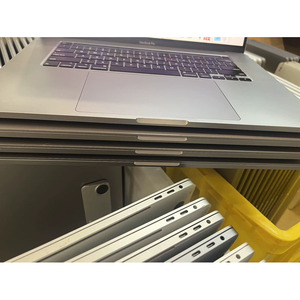 MacBook <span class=keywords><strong>Pro</strong></span> <span class=keywords><strong>16</strong></span> pouces A2141 I7/i9, 8-32 Go de RAM, 256-512 Go de SSD, 3072x1920, Double GPU 5300M 4 Go - Product Image 2