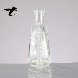 Decantador de Vino de Vidrio Grueso de Alta Gama, Libre de Plomo, <span class=keywords><strong>con</strong></span> Tapón de Corcho <span class=keywords><strong>para</strong></span> Tequila y Brandy - Product Image 3