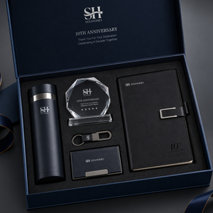 Coffret Cadeau Luxe 5-en-1 Personnalisé avec Logo pour 10ème Anniversaire, comprenant un Carnet en Cuir, une Trophée en Cristal et une Bouteille Isotherme, pour Célébrations d'Entreprise - Product Image 3