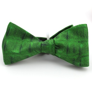 Cravatta a <span class=keywords><strong>Papillon</strong></span> <span class=keywords><strong>da</strong></span> <span class=keywords><strong>Uomo</strong></span> Regolabile in Seta 100% con Stampa Personalizzata Unica Fantasia Pelle Animale Verde Arancione Rosso - Product Image 3