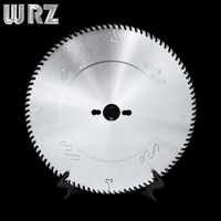 Lame de coupe de bois de précision à fente ultra-étroite 300 mm 96T, qualité industrielle, finition nitridée, soudée au laser, largeur 3,2 mm, 30 mm