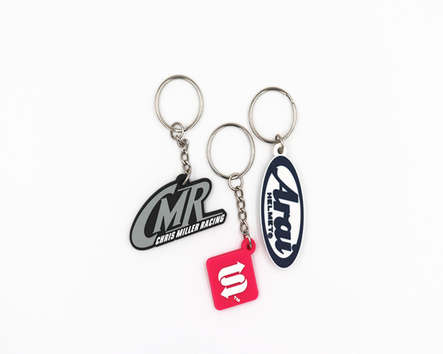 Fashionable 2D Soft PVC Keychain Small Pendant Bag Accessory for Company Promotion Durable Rubber Key Chains