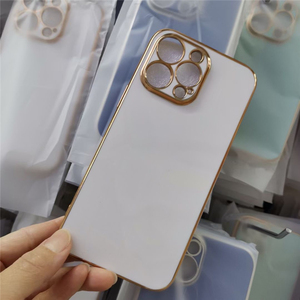 Custodia di lusso per <span class=keywords><strong>Samsung</strong></span> S25 S24 S23 S22 A54 A53 <span class=keywords><strong>A52</strong></span> A34 A32 A72 A73 A23 A24 A33 A22 5G M32 <span class=keywords><strong>A52</strong></span> <span class=keywords><strong>Cover</strong></span> per telefono in <span class=keywords><strong>Silicone</strong></span> morbido - Product Image 2