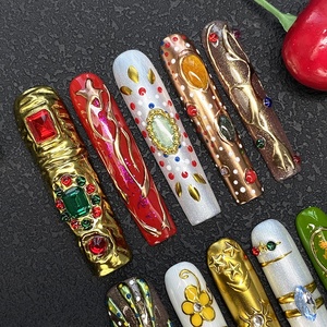 Lot de 10 faux ongles en <span class=keywords><strong>gel</strong></span> peints à la main, design personnalisé de luxe, ongles artificiels sculptés faits à la main - Product Image 6