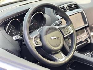 J-a-<span class=keywords><strong>g</strong></span>-<span class=keywords><strong>u</strong></span>-a-r F-PACE 2.0T AWD R-Dynamic <span class=keywords><strong>S</strong></span> d'occasion - Product Image 6