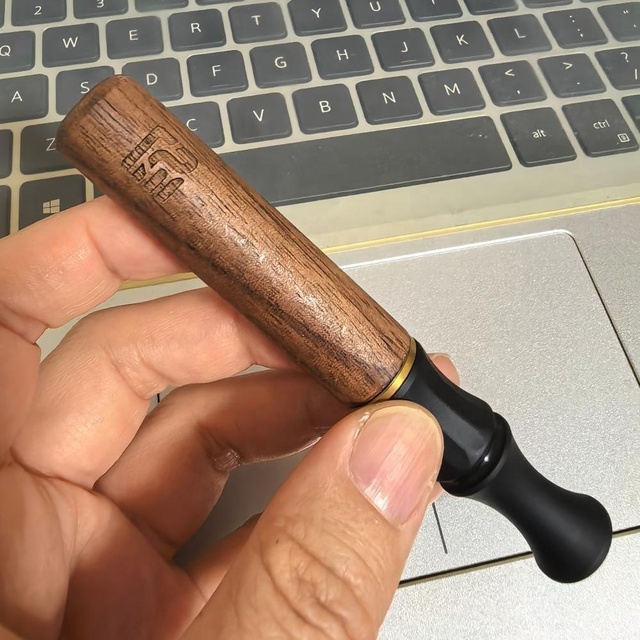 Advanced Black Mouth + Walnut Inhaler  Smoke-free and Electricity-free Smoking Replacement Stick