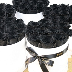 27 <span class=keywords><strong>Rose</strong></span> Verdi a Lunga Durata, <span class=keywords><strong>Rose</strong></span> Eterne Conservate per Eid Al-Fitr e Eid Al-Adha, Regali Decorativi di Lusso per il Mercato del Medio Oriente - Product Image 3
