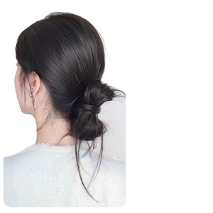 Moño Bajo con Diseño de Barba de Dragón y Flores, Diadema de Plumas y Lazo para el Cabello, Ideal para Cualquier Forma de Rostro - Product Image 3