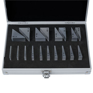 مجموعة منشورات بصرية مثلثة الشكل مكونة من 18 قطعة لفحص وتصحيح انحراف النظر في طب العيون - Product Image 3