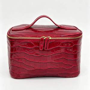 Fashion Red Croc Pattern PU Cosmetic Bag Hand Carry Zipper Travel <b>Makeup</b> <b>Case</b> Large Capacity Women Toiletry Bag - Product Image 3