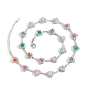 Accessori Hip-hop Europei e Americani, Collana Tennis da Donna Retrò con Cuore in Ottone da 10mm Intarsiato con Zirconi Colorati - Product Image 6