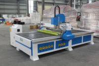 Máquina CNC Router para Tallado y Grabado de Madera 1325 con Rodillo de Presión