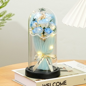 Boîte cadeau pour la Saint-Valentin, la remise des diplômes, Noël, Halloween, <span class=keywords><strong>fleurs</strong></span> <span class=keywords><strong>séchées</strong></span>, <span class=keywords><strong>fleurs</strong></span> éternelles, <span class=keywords><strong>fleurs</strong></span> de savon réalistes, haute qualité, pour la maison - Product Image 6