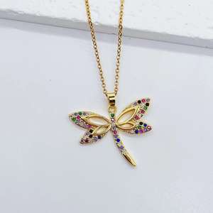 Collar con colgante de libélula de lujo con Zirconia Estilo hip hop Joyería de moda para ocasiones de aniversario - Product Image 3
