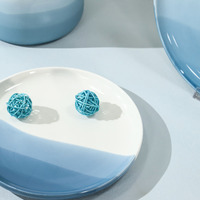 Assiettes en céramique de Noël émaillées bleu dégradé de 10 pouces Design rond moderne peint à la main en vrac pour la maison ou le restaurant