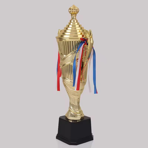 Trofeo de Fútbol 3D 2026, Elegante y Duradero, para Competiciones Deportivas de Alto Nivel, <span class=keywords><strong>Copa</strong></span> de Campeón de Plástico Dorada - Product Image 2