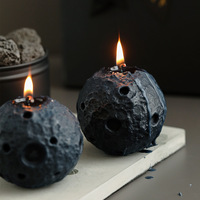 Vela artesanal moderna de cera de abejas en frasco de vidrio con forma de bola, de larga duración, con fragancia floral/vegetal para decoración del hogar.