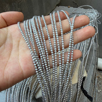 Perles d'eau douce grises miniatures, presque rondes, à haute brillance, de 2-3 mm, pour bricolage, un fil d'environ 39 cm de long