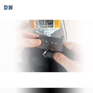 DN-120007 Accesorios <span class=keywords><strong>para</strong></span> Prendas de Vestir, Máquina Etiquetadora de Prendas, Máquina <span class=keywords><strong>Grapadora</strong></span> Industrial, Máquina <span class=keywords><strong>para</strong></span> Colocar Grapas de Plástico en Prendas - Product Image 6