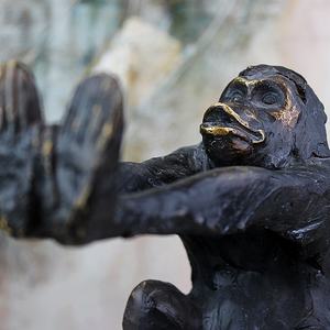 Orangutan-تمثال مصنوعات بقرد وحيوانات لديكور المكبات, ديكور منزلي ، بالجملة ، راتينج شقي ، مقاس واحد ، اصطناعي - Product Image 4