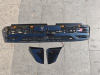 Kit de conversion de carrosserie pour pick-up, ABS noir brillant, grilles de voiture modifiées avec lumières et logo GR pour Hilux Travo 2026+