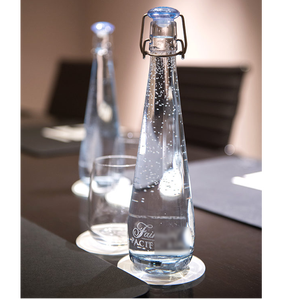Botella de vidrio vacía para <span class=keywords><strong>agua</strong></span> <span class=keywords><strong>mineral</strong></span> de 330 ml, 500 ml, personalizada, de 12 oz, 32 oz, botella de vidrio esmerilado para <span class=keywords><strong>agua</strong></span>, botellas de vidrio para <span class=keywords><strong>agua</strong></span> - Product Image 1