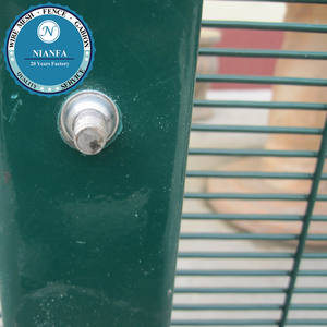 Clôture enduite de PVC de haute sécurité 358 avec treillis et porte antivol de clôture électrique à impulsion haute tension - Product Image 6