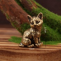 1 pièce Mini figurine de chaton rétro en laiton, décoration de bureau, ornement animalier de simulation, populaire à l'international