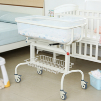 Hauteur et tête réglable lit bébé médical en acier inoxydable centre de soins bébé lit d'hôpital nouveau-né berceau pédiatrique à vendre