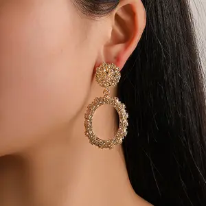 Anting-Anting Lingkaran Berlapis Emas Mode, Anting-Anting Hoop Modern Mengkilat, Perhiasan Klasik untuk Anting Wanita
