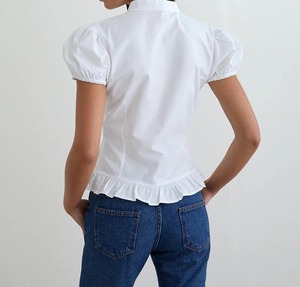 Camicetta da donna blu navy con colletto alla coreana, maniche a sbuffo, scollo a goccia, orlo arricciato e bottoni - Product Image 6