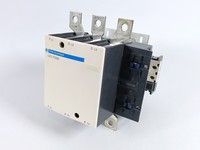 Kontaktor LC1F225 F 225A untuk PLC